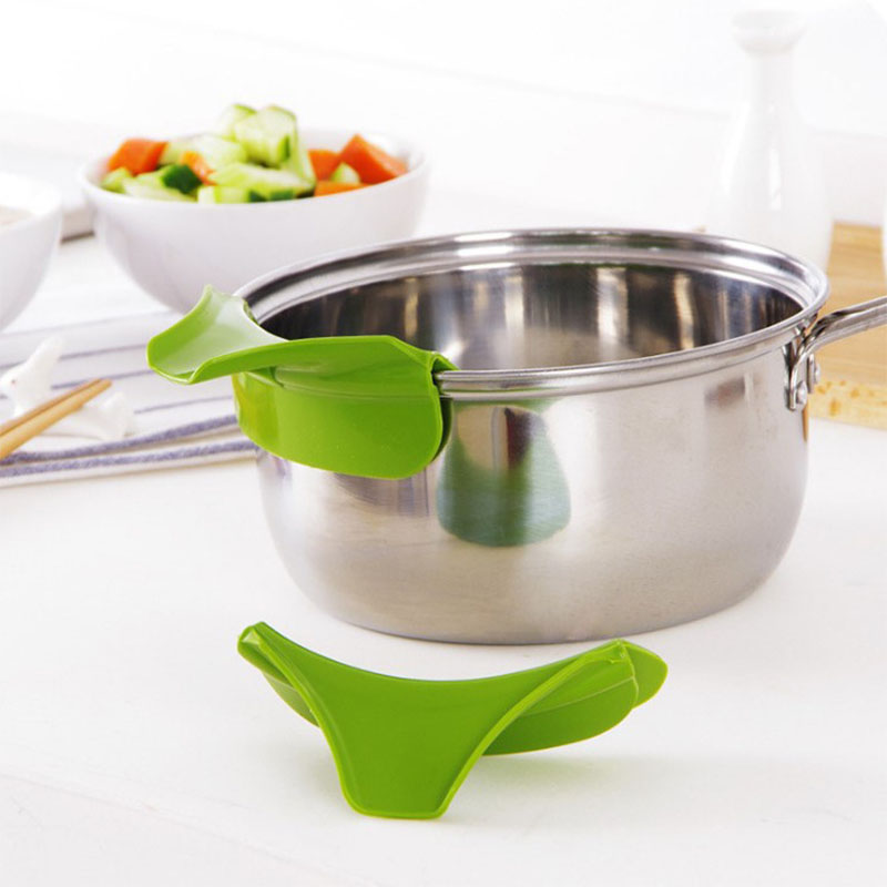 1/2個入りキッチン漏斗、鍋やボウル用クリップ式シリコンスト - Kitchen Gadgets Guide のレビューと価格
