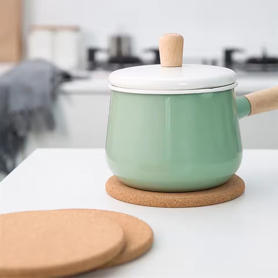 4 個コルクポットマット耐熱ラウンドパンホルダーボウルプレー - Kitchen Gadgets In Japan のレビューと価格