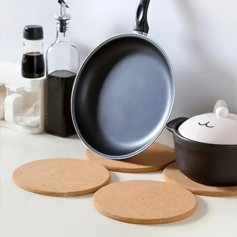 4 個コルクポットマット耐熱ラウンドパンホルダーボウルプレー - Kitchen Gadgets In Japan のレビューと価格